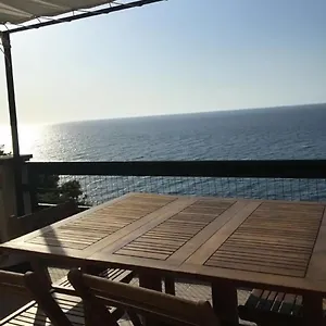 Casa Sul Mare Con Splendida Vista E Accesso Diretto Alla Spiaggia Casa vacanze